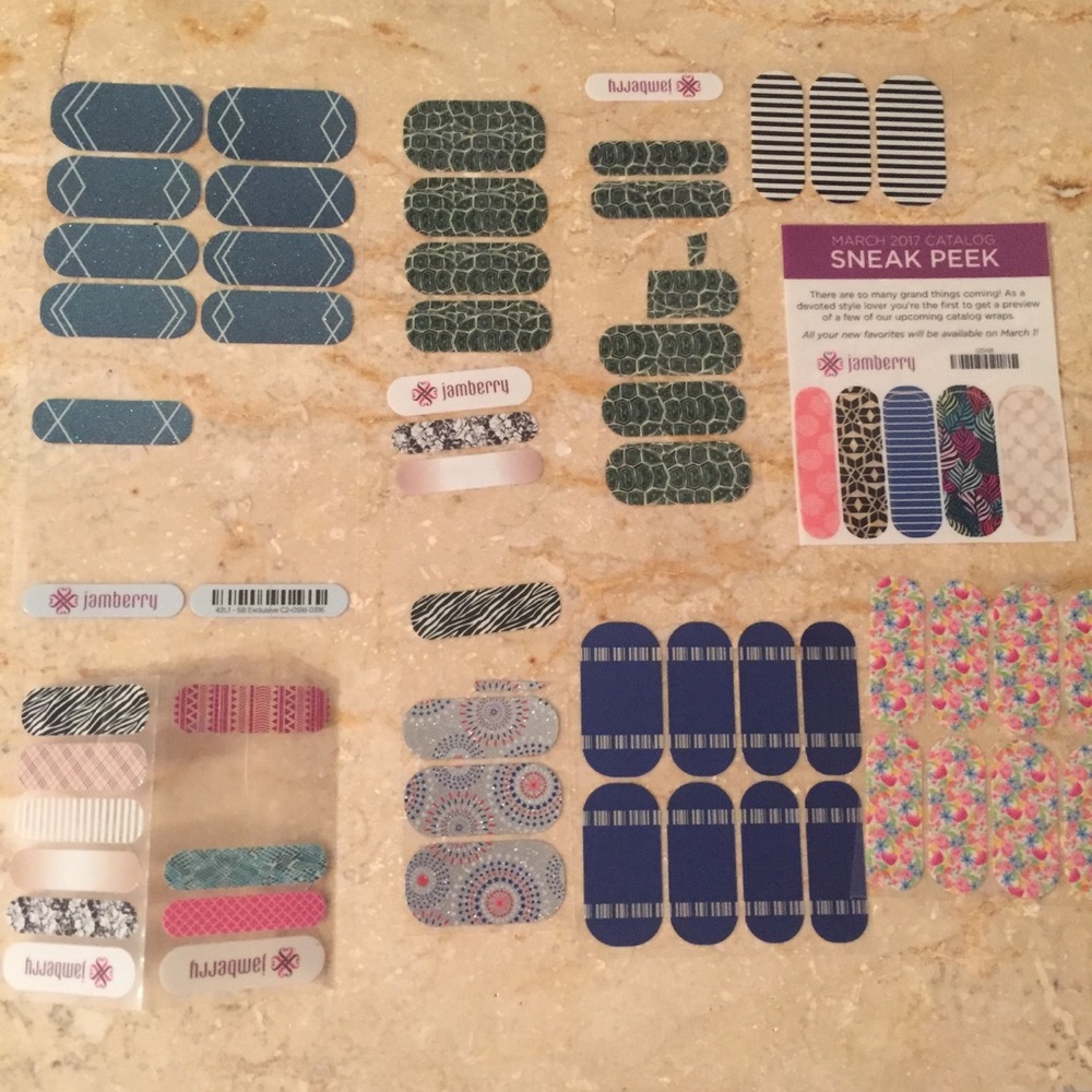 🆓 Lot of Pedi & Accent Nail Wraps